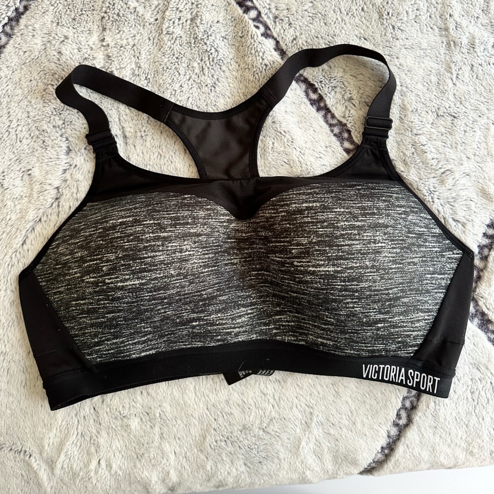 Victoria Secret 38C Sports Bra